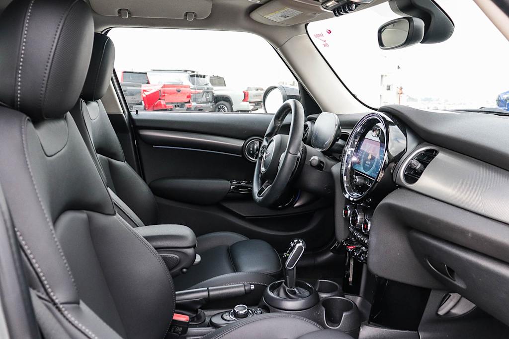 Thumbnail: 2023 MINI Cooper - 8