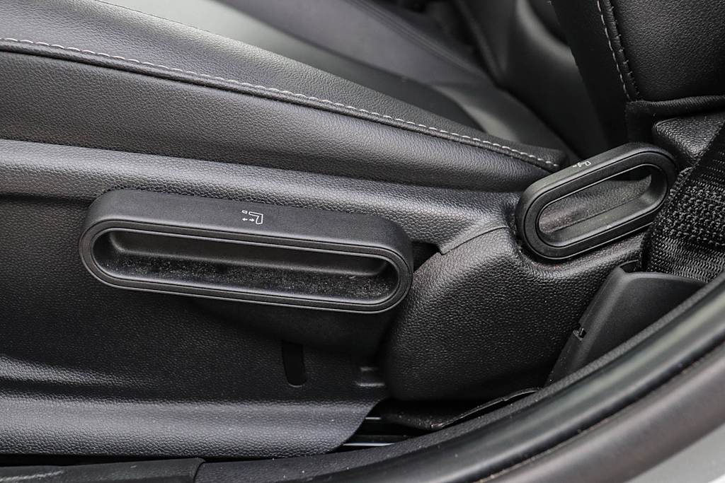 Thumbnail: 2023 MINI Cooper - 22