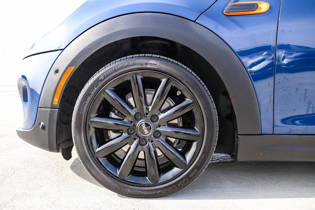 Thumbnail: 2018 MINI Cooper - 25