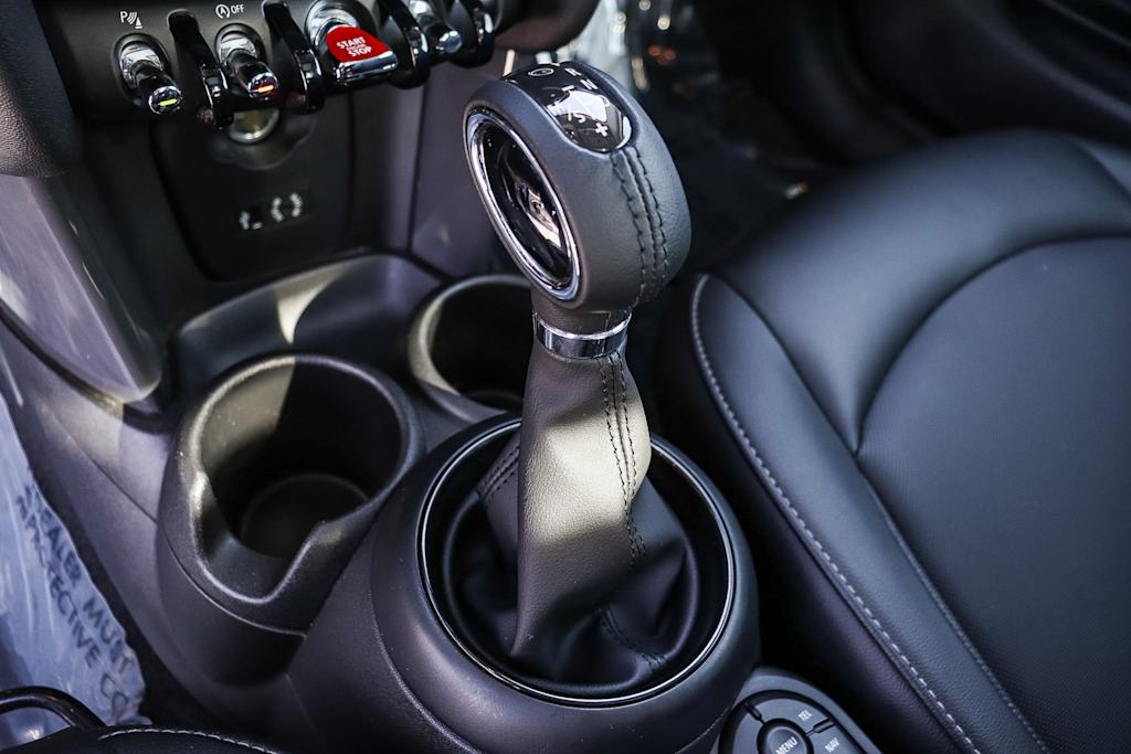 Thumbnail: 2018 MINI Cooper - 16