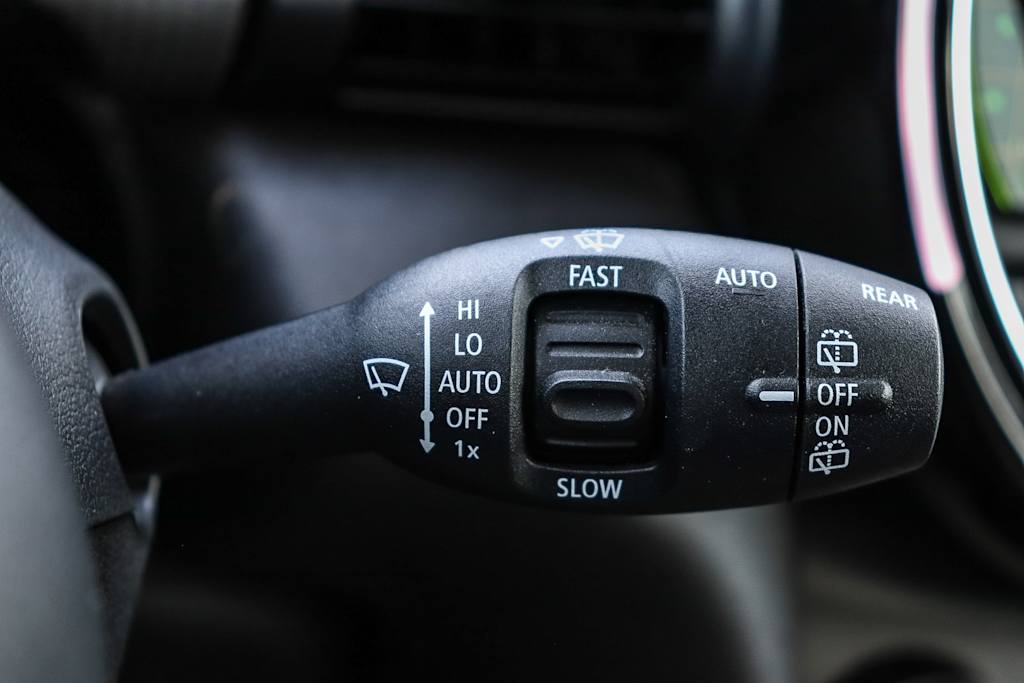 Thumbnail: 2018 MINI Cooper - 36