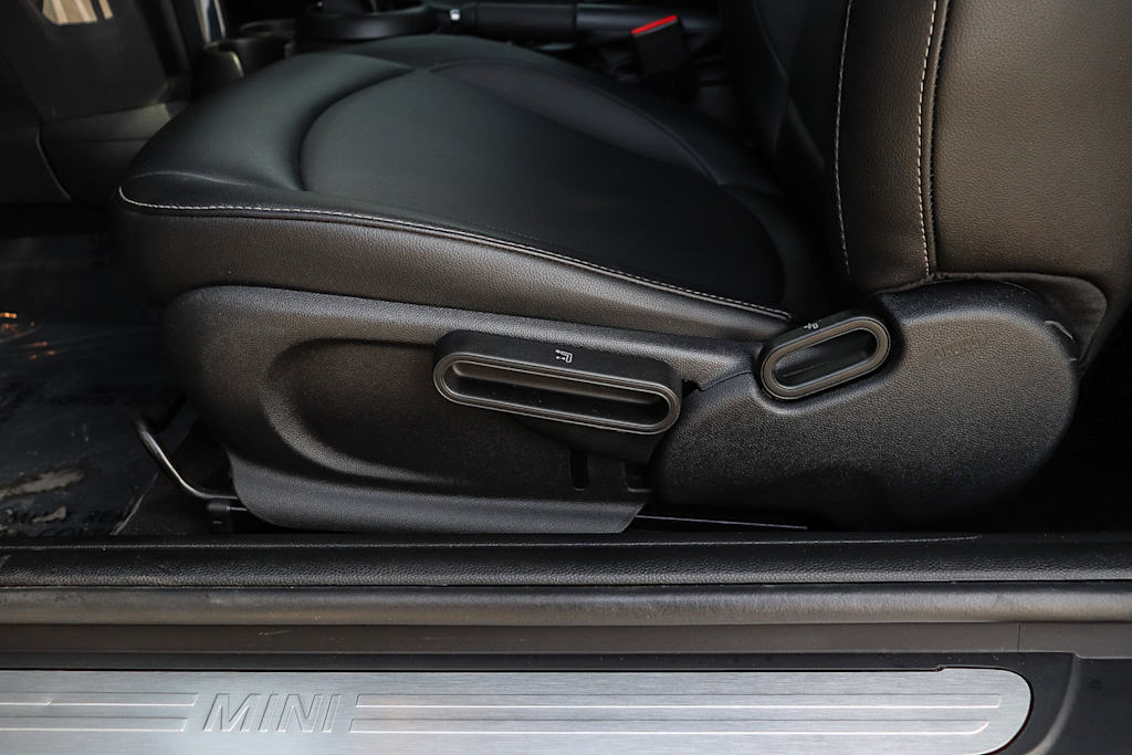 Thumbnail: 2018 MINI Cooper - 32