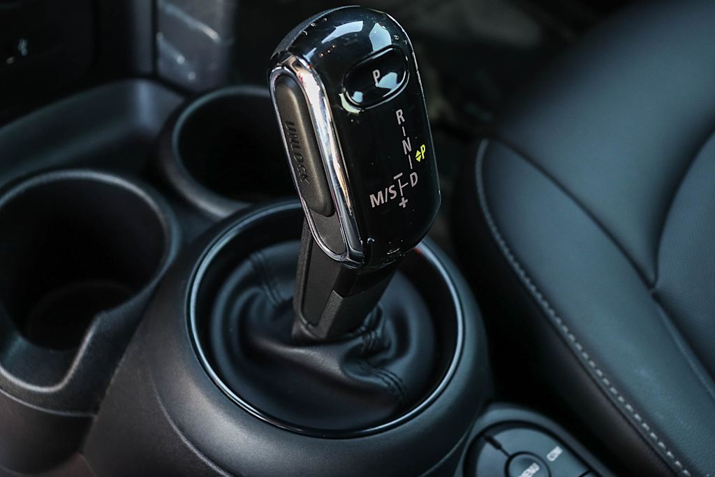 Thumbnail: 2020 MINI Cooper - 30