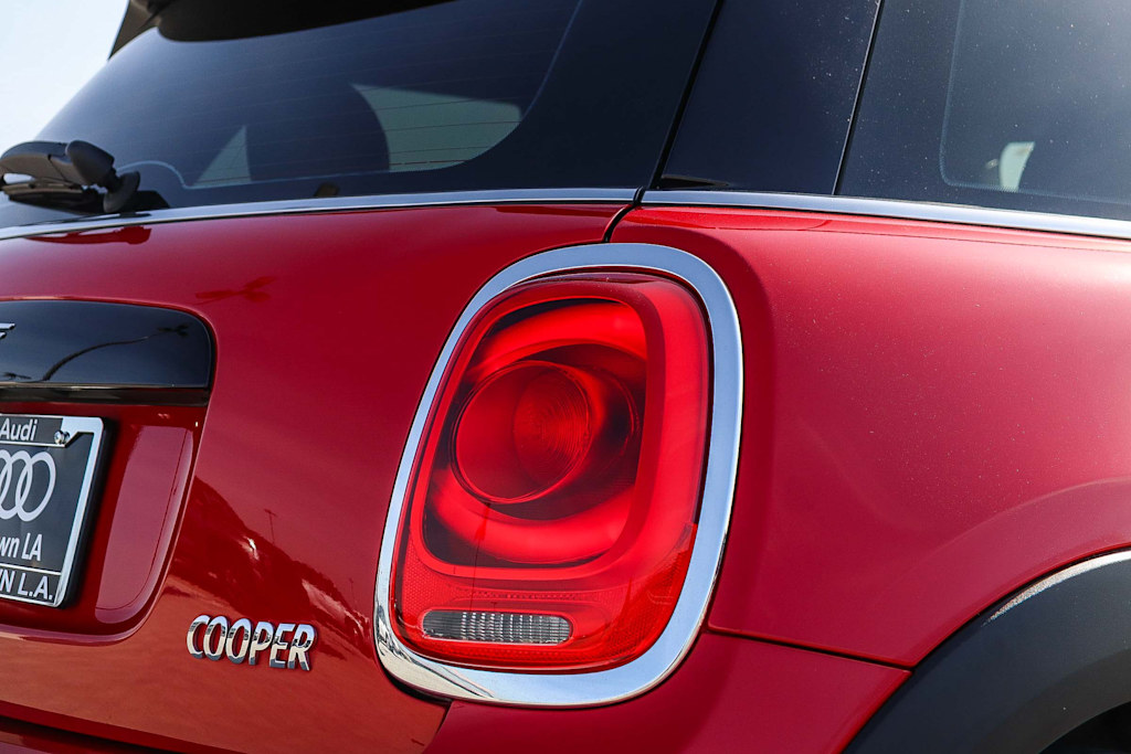 Thumbnail: 2020 MINI Cooper - 22