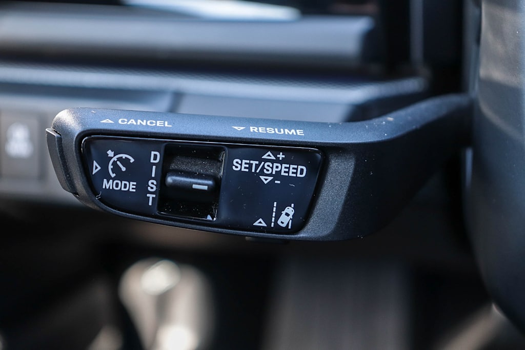 Thumbnail: 2025 Porsche Panamera - 35