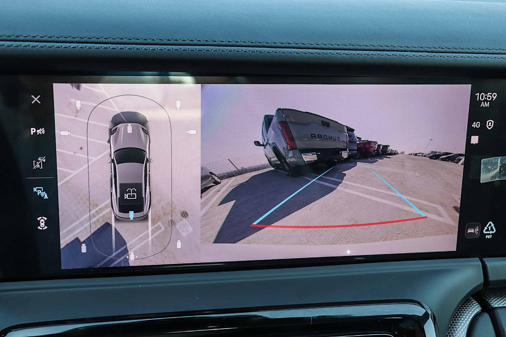 Thumbnail: 2025 Porsche Panamera - 38