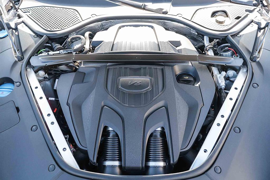 Thumbnail: 2025 Porsche Panamera - 42