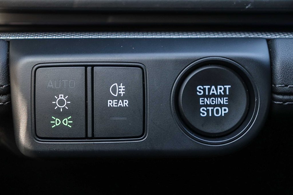 Thumbnail: 2025 Porsche Panamera - 34