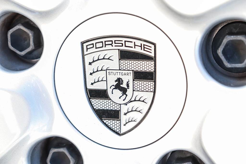 Thumbnail: 2025 Porsche Panamera - 25