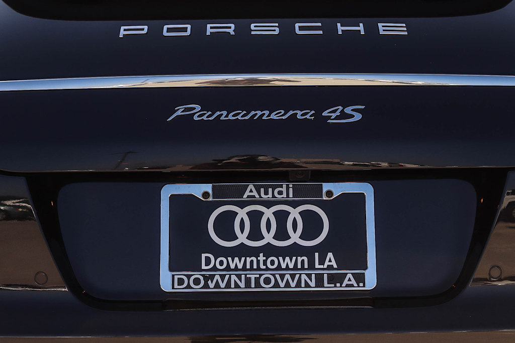 Thumbnail: 2011 Porsche Panamera - 14