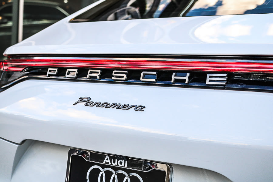 Thumbnail: 2023 Porsche Panamera - 23