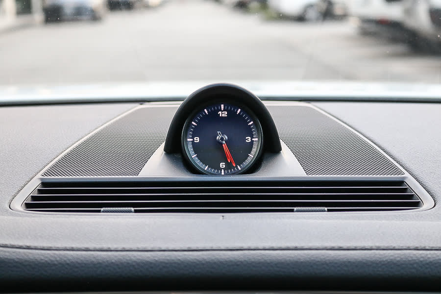 Thumbnail: 2023 Porsche Panamera - 26