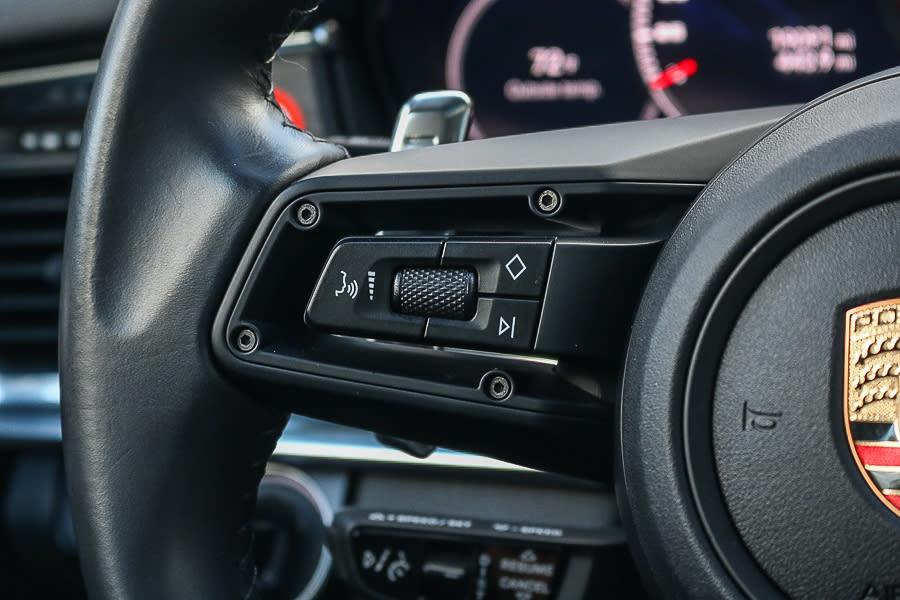 Thumbnail: 2023 Porsche Panamera - 27