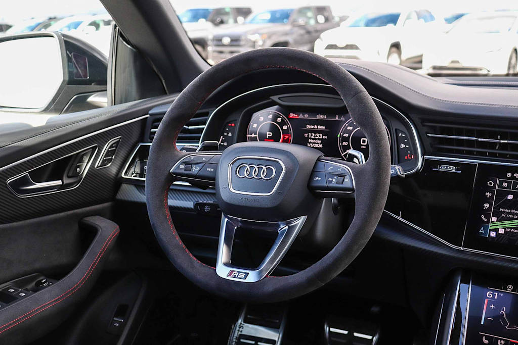 Thumbnail: 2026 Audi RS Q8 - 12