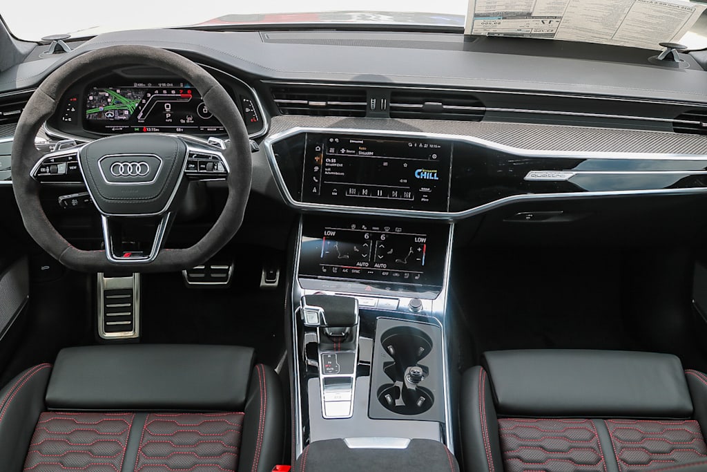 Thumbnail: 2025 Audi RS 6 - 2