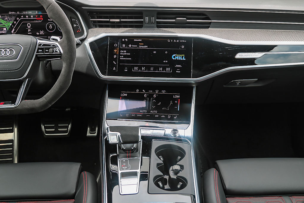 Thumbnail: 2025 Audi RS 6 - 9