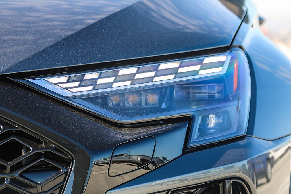 Thumbnail: 2025 Audi RS 3 - 17