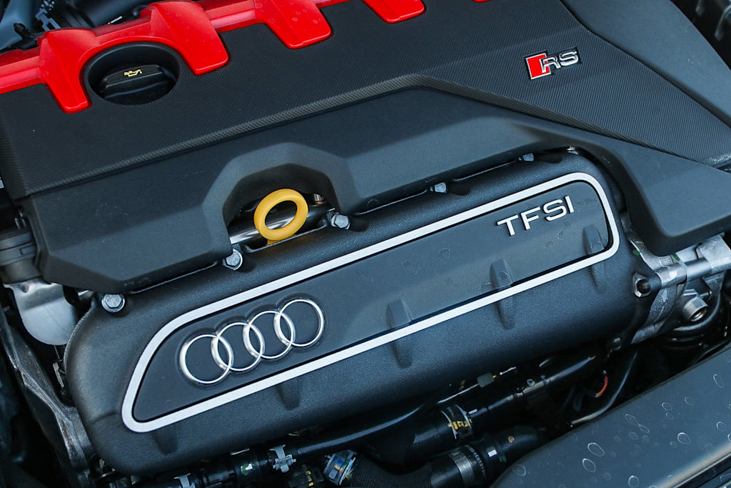 Thumbnail: 2025 Audi RS 3 - 28
