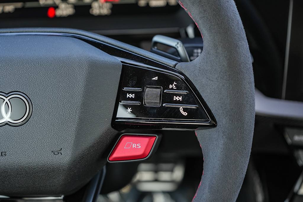 Thumbnail: 2026 Audi RS 3 - 29