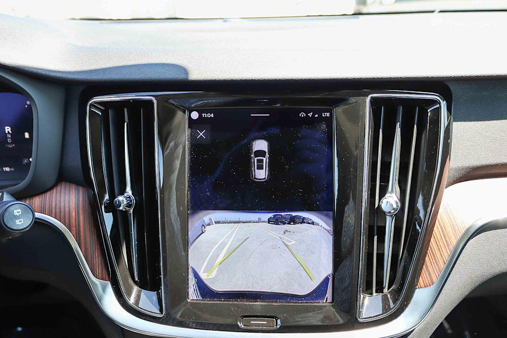 Thumbnail: 2023 Volvo V60 - 31