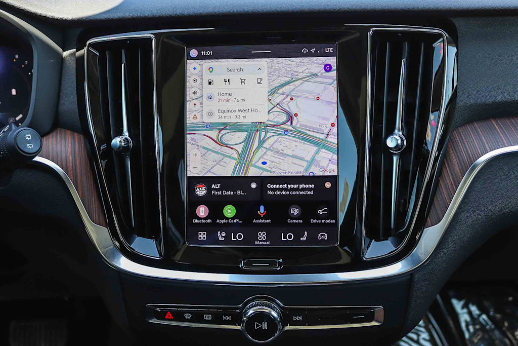 Thumbnail: 2023 Volvo V60 - 13