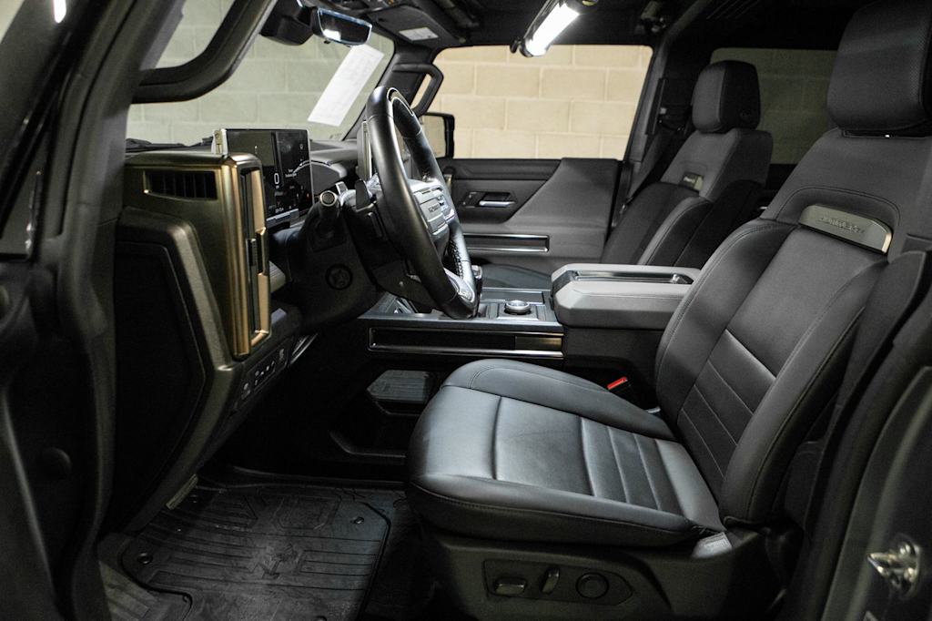 Thumbnail: 2024 GMC Hummer EV - 10