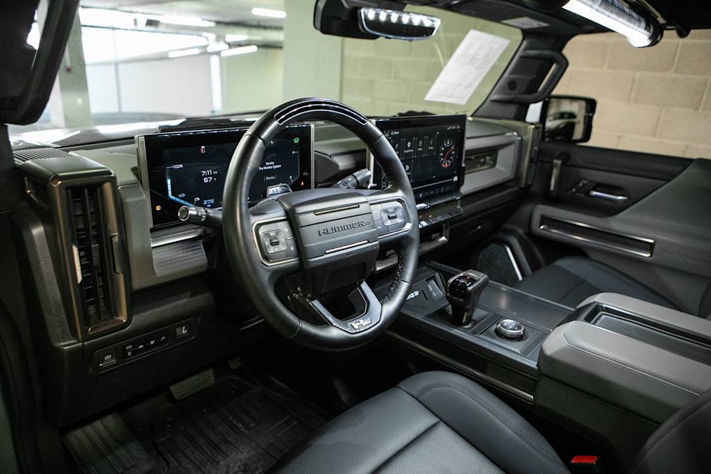 Thumbnail: 2024 GMC Hummer EV - 2