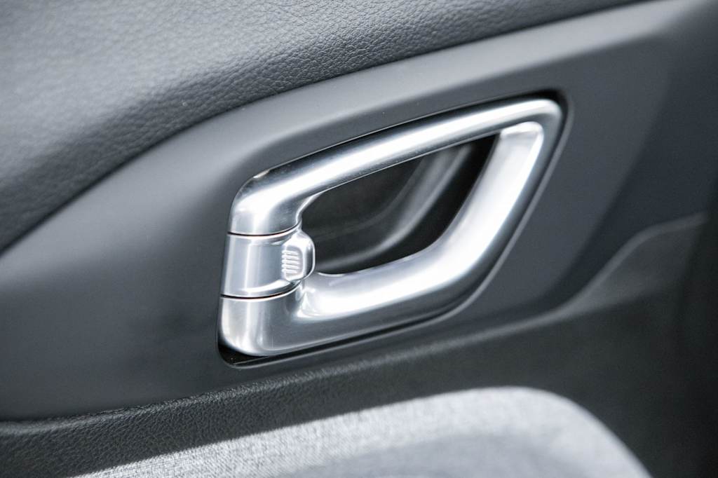Thumbnail: 2023 Jeep Compass - 25