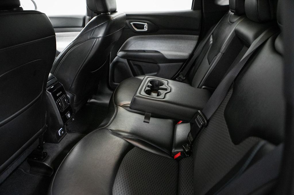 Thumbnail: 2023 Jeep Compass - 32