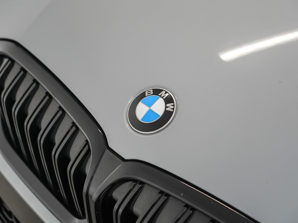 Thumbnail: 2023 BMW 3 Series - 7