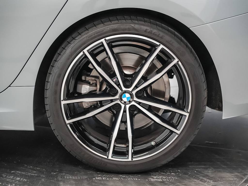Thumbnail: 2023 BMW 3 Series - 8