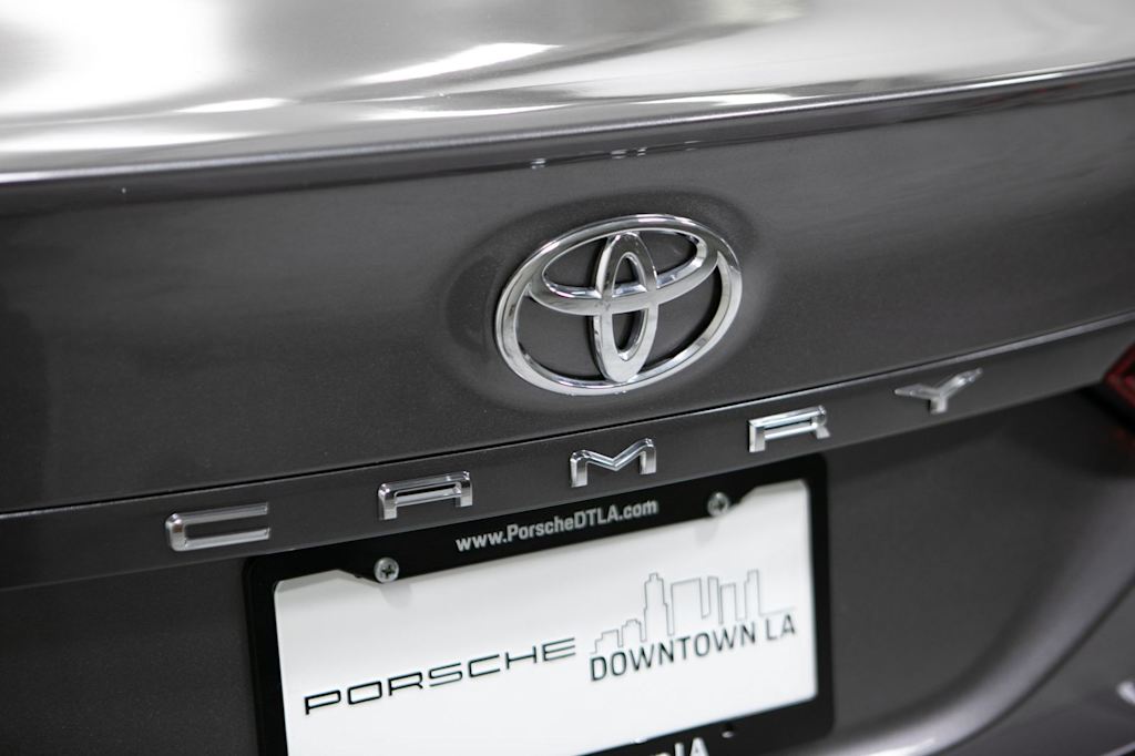Thumbnail: 2023 Toyota Camry - 21