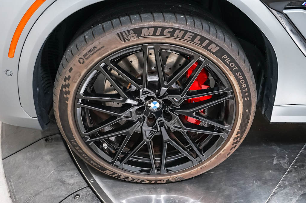 Thumbnail: 2025 BMW X6 - 25