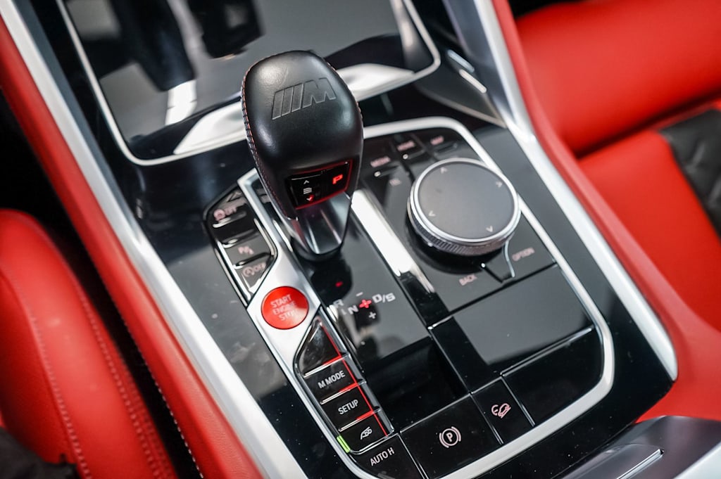 Thumbnail: 2025 BMW X6 - 16