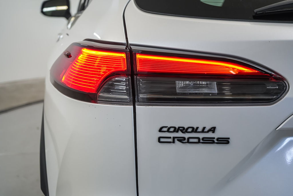 Thumbnail: 2023 Toyota Corolla Cross - 20