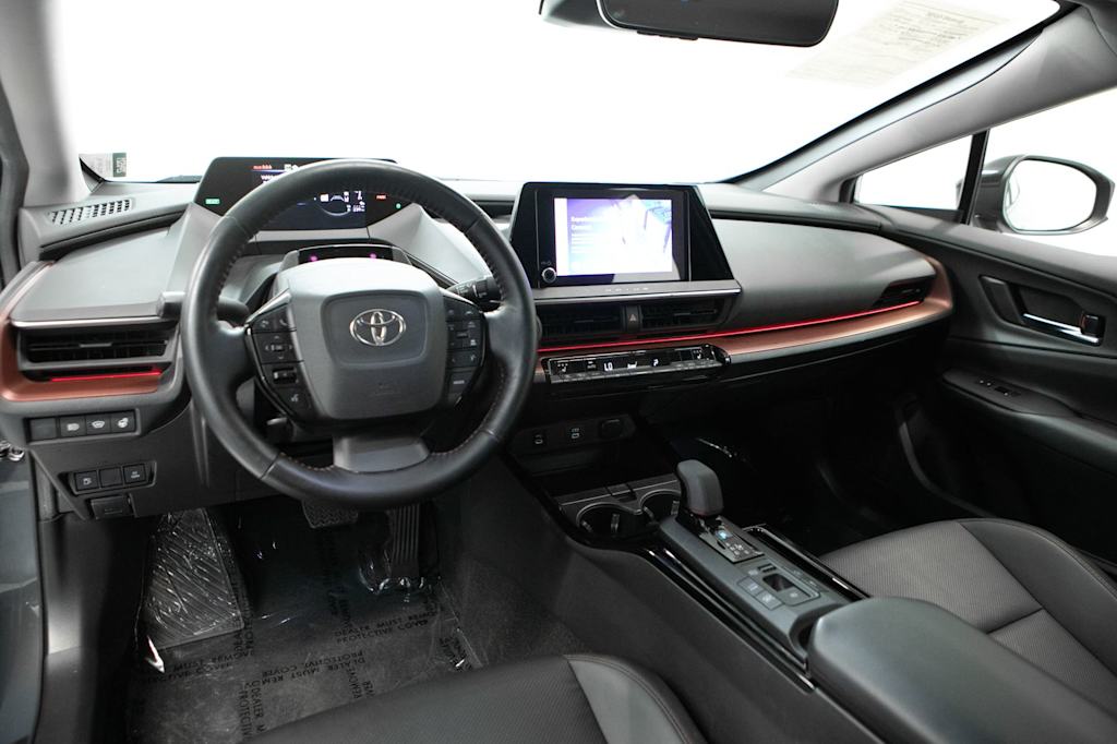 Thumbnail: 2023 Toyota Prius Prime - 10