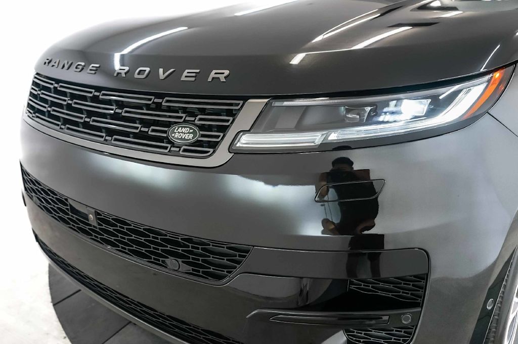 Thumbnail: 2025 Land Rover Range Rover Sport - 25
