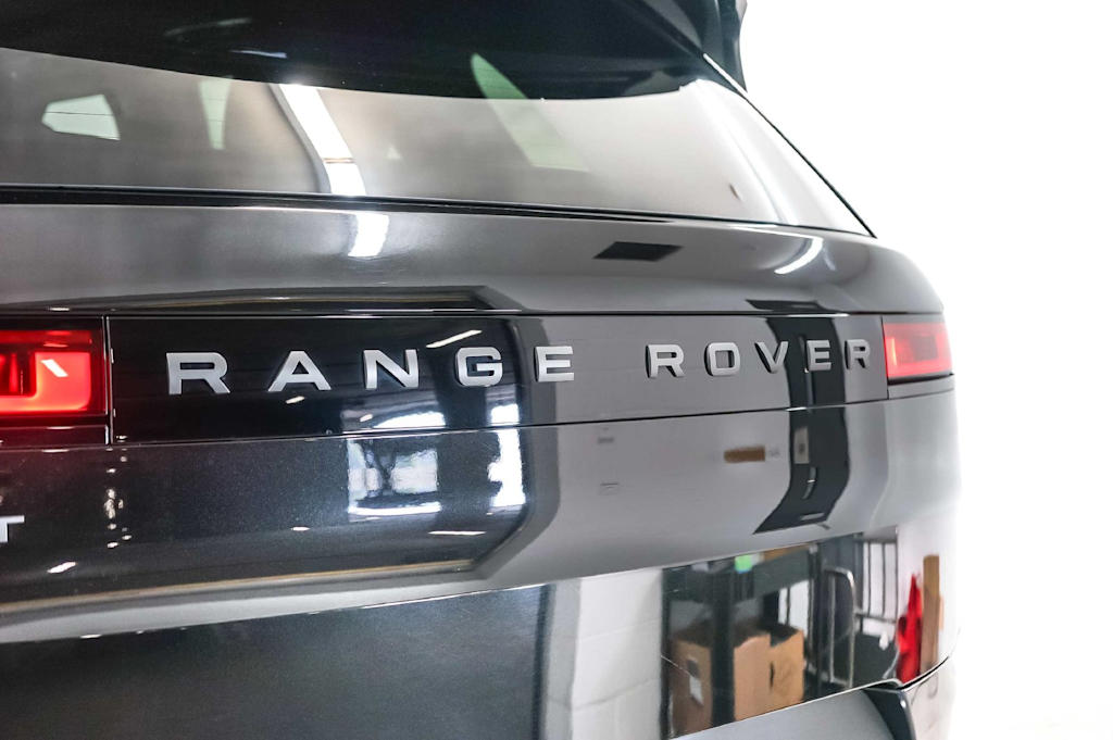 Thumbnail: 2025 Land Rover Range Rover Sport - 21