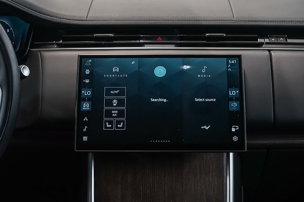 Thumbnail: 2025 Land Rover Range Rover - 16