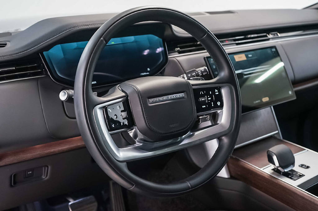Thumbnail: 2025 Land Rover Range Rover - 2