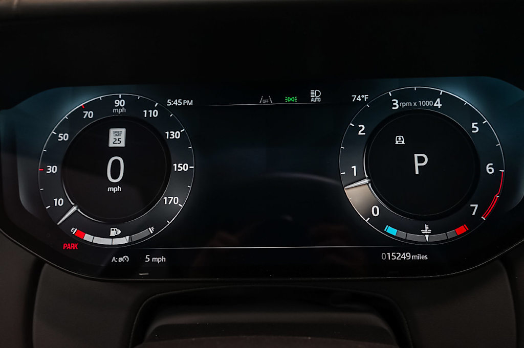 Thumbnail: 2025 Land Rover Range Rover - 17