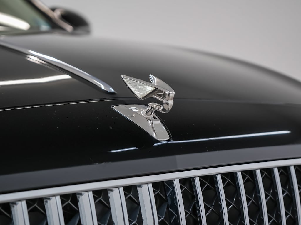 Thumbnail: 2022 Bentley Flying Spur - 6