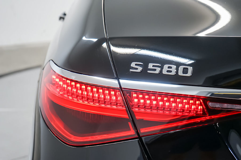 Thumbnail: 2025 Mercedes-Benz S-Class - 22