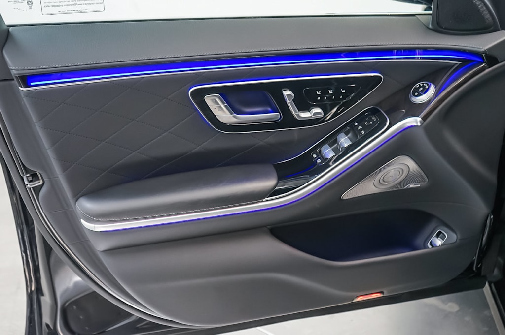 Thumbnail: 2025 Mercedes-Benz S-Class - 29
