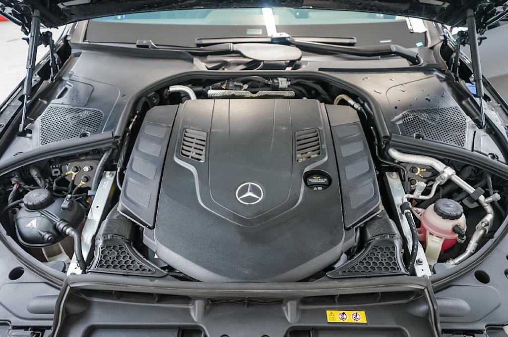 Thumbnail: 2025 Mercedes-Benz S-Class - 9