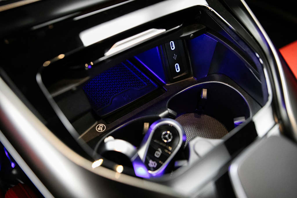 Thumbnail: 2024 Mercedes-Benz AMG GT - 27