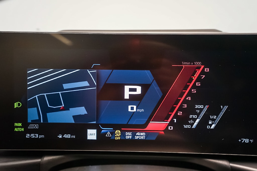 Thumbnail: 2025 BMW M4 - 16
