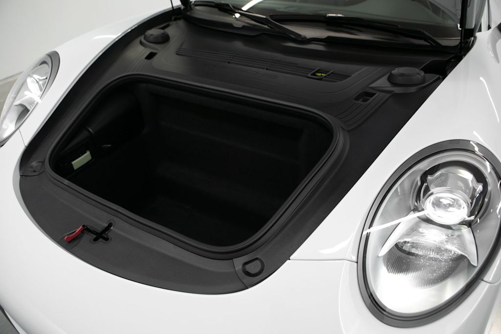 Thumbnail: 2016 Porsche 911 - 27