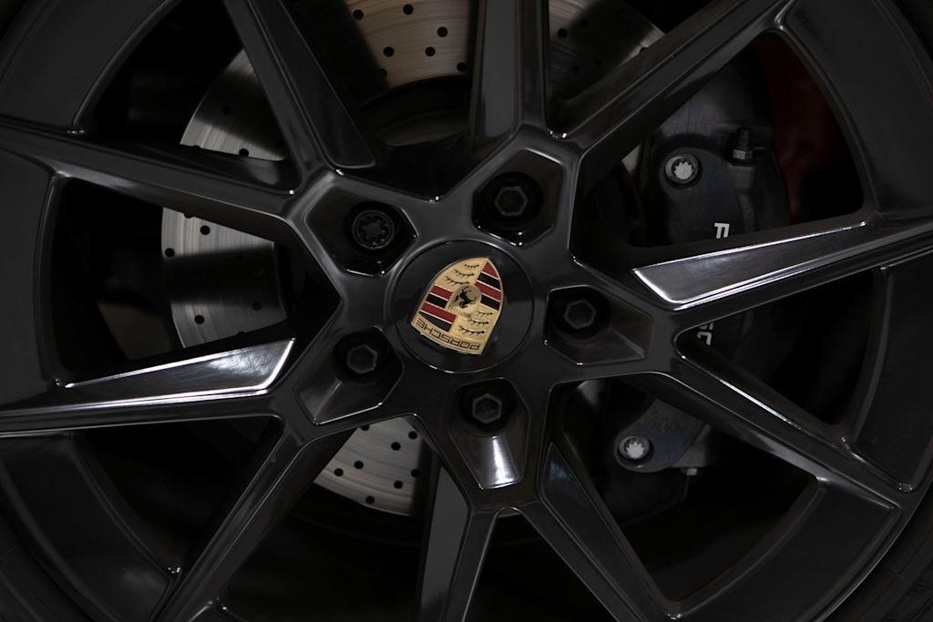 Thumbnail: 2025 Porsche 911 - 17