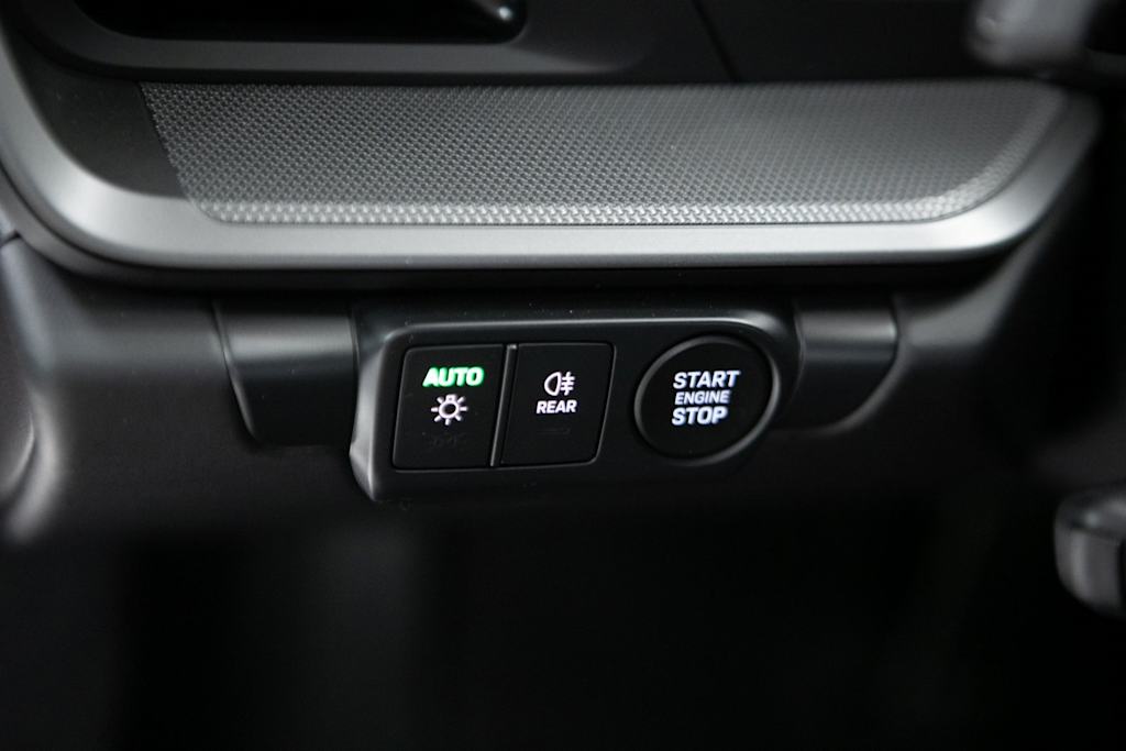 Thumbnail: 2025 Porsche 911 - 22